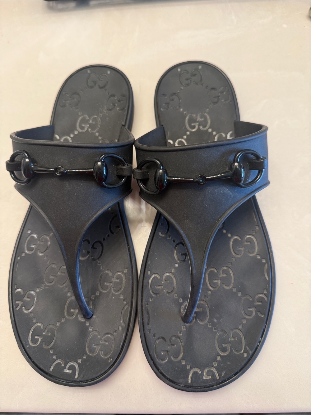 Gucci Black GG Logo Rubber Thong Sandals with Horsebit Accent